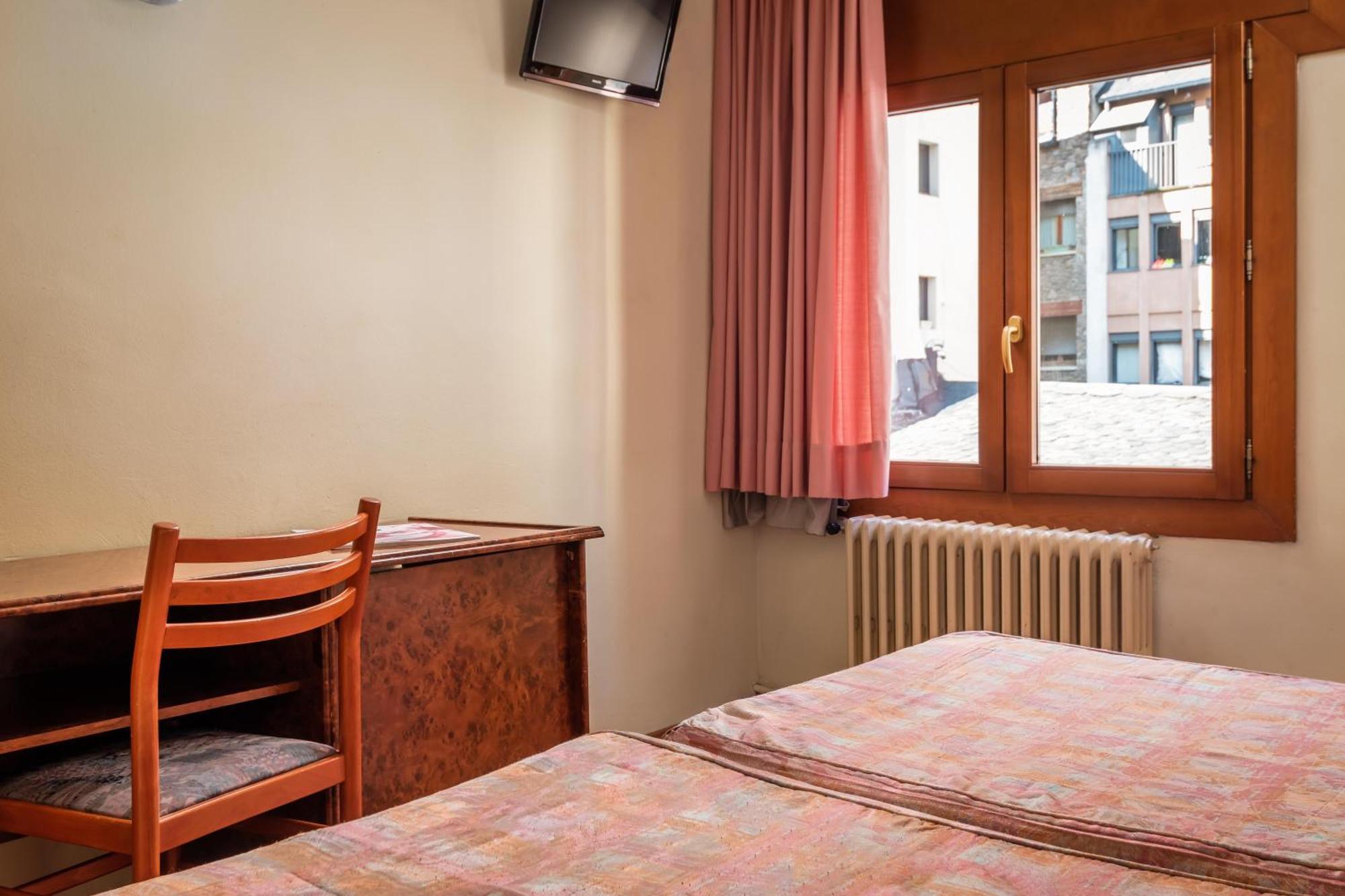 Hotel Sant Jordi By Alegria Andorra la Vella Exteriör bild